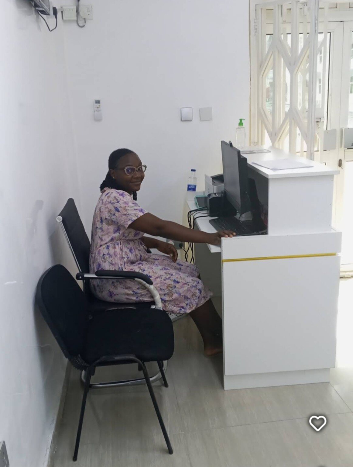Apex Labs team member at the laboratory reception